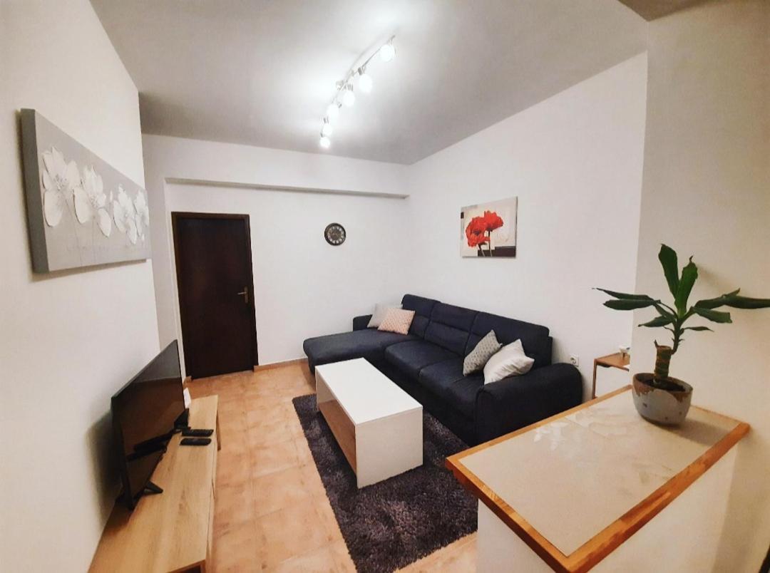 Apartment Nena Near The City Center With Free Parking Пула Екстер'єр фото